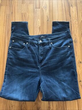 J. Crew 9-Inch High Rise Toothpick Dark Wash. - 32